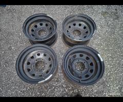 Cerchi In Ferro Da 15" Per Toyota Land Cruiser LJ