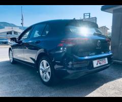 Volkswagen Golf 2.0 TDI SCR Life - 21