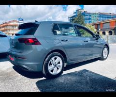 Volkswagen Golf 2.0 TDI SCR Life telecamera - 24