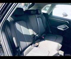 Audi Q3 35 TDI S tronic Business - 17