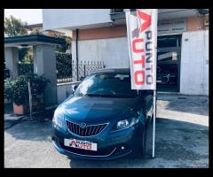 Lancia Ypsilon 1.0 FireFly 5 porte S&S Hybryd Gold - 24