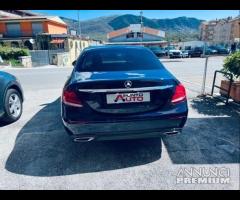 Mercedes-benz E 200 PELLE- LUCI AMBIENTE -TELECAM - 15