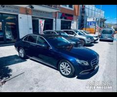 Mercedes-benz E 200 PELLE- LUCI AMBIENTE -TELECAM - 26