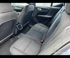 Volvo XC40 D3 Geartronic NAVI TELECAMERA - 24