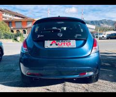 Lancia Ypsilon 1.0 FireFly 5 porte S&S Hybryd Gold - 28