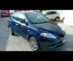 Lancia ypslon 1.3 mjt/95cv-t apr-2015 - 8