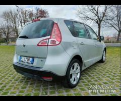 Renault Scenic X-Mod 1.5 dCi 110CV EDC Luxe - 8