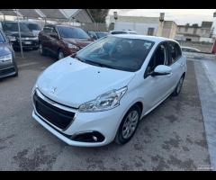 Peugeot 208 BlueHDi 100 5 porte Allure navi