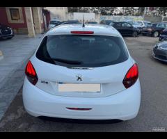 Peugeot 208 BlueHDi 100 5 porte Allure navi - 6