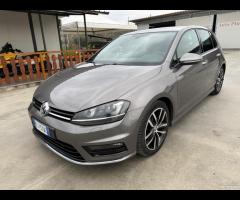 Volkswagen Golf 2.0 TDI 150 cv R Line 2016