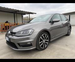 Volkswagen Golf 2.0 TDI 150 cv R Line 2016