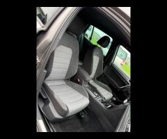 Volkswagen Golf 2.0 TDI 150 cv R Line 2016 - 24