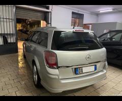 Opel Astra 1.7 CDTI 110CV Station Wagon Enjoy 09 - 8