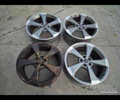 Cerchi In Lega Da 18" Per Audi A3 - S3 - RS3 8V