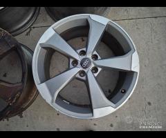 Cerchi In Lega Da 18" Per Audi A3 - S3 - RS3 8V