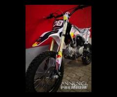 NUOVA 125 PIT BIKE REDBULL KTM CROSS motard R17 sx