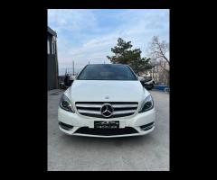 Mercedes-benz B 180 -2014