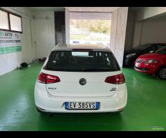 Volkswagen Golf 1.6 TDI 5p Highline BlueMotion Tec - 13