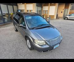 Chrysler Voyager 2.8 CRD cat LX Auto - 11