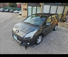 Peugeot 5008 1.6 HDi 112CV Access