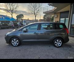 Peugeot 5008 1.6 HDi 112CV Access