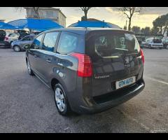 Peugeot 5008 1.6 HDi 112CV Access