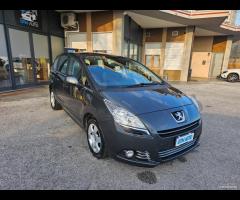 Peugeot 5008 1.6 HDi 112CV Access - 10