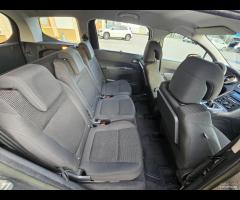 Peugeot 5008 1.6 HDi 112CV Access - 24