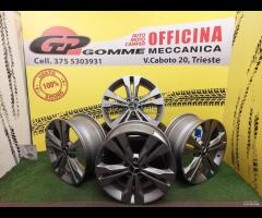 4 Cerchi Lega Mercedes 7.5Jx18H2 ET52