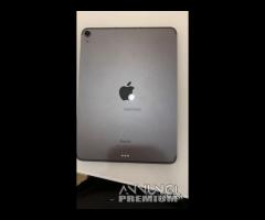 Ipad air 5th silver ( LEGGERE LA DESCRIZIONE)