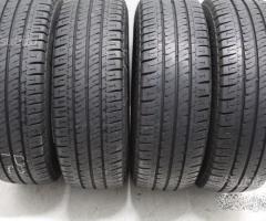 215 65 16c. michelin agilis usate