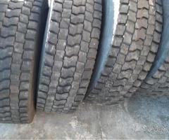 Gomme 315 80 22.5 pirelli seminuove