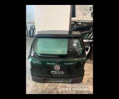 PORTELLONE POSTERIORE FIAT 500L CON TELECAMERA