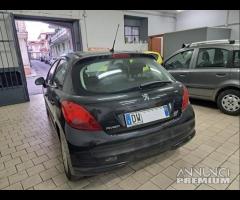 Peugeot 207 unico prop 1.4 gpl 2009