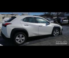 Ricambi Lexus UX 250h 2.0 Ibrido del 2021 - 1