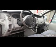 Ricambi Renault Trafic 2.0 D del 2007 - 10