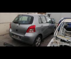 Ricambi Toyota Yaris 1.0 B del 2006 motore 1KRFE