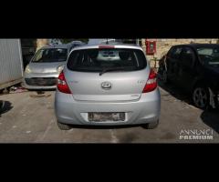 Ricambi Hyundai I 20 1.6 D del 2010 motore D4FB