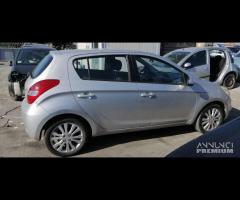 Ricambi Hyundai I 20 1.6 D del 2010 motore D4FB