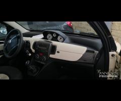 Ricambi Lancia Y 1.2 B del 2005 motore 188A4000