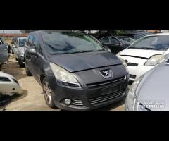 Ricambi Peugeot 5008 2.0 D del 2009 motore RHE