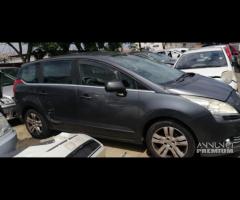 Ricambi Peugeot 5008 2.0 D del 2009 motore RHE