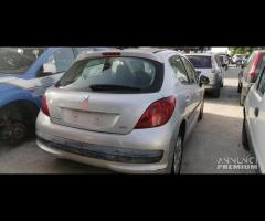 Ricambi Peugeot 207 1.4 B del 2006 motore KFU - 5