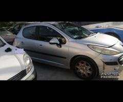 Ricambi Peugeot 207 1.4 B del 2006 motore KFU - 6