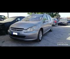 Ricambi Peugeot 307 1.6 D del 2004 motore 9HZ