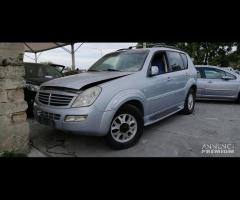 Ricambi Ssangyong Rexton 2.7 D del 05 665925