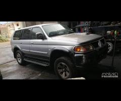 Ricambi Mitsubishi Pajero Sport 2.5 D 02 - 4D56 - 22