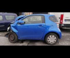 Ricambi Toyota IQ 1.0 B del 2010 motore 1KRFE