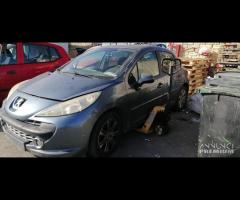 Ricambi Peugeot 207 1.6 D del 2008 motore 9HX