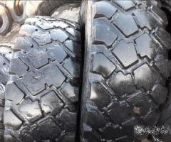 Coppia di pneumatici usati 14.5 20 Michelin